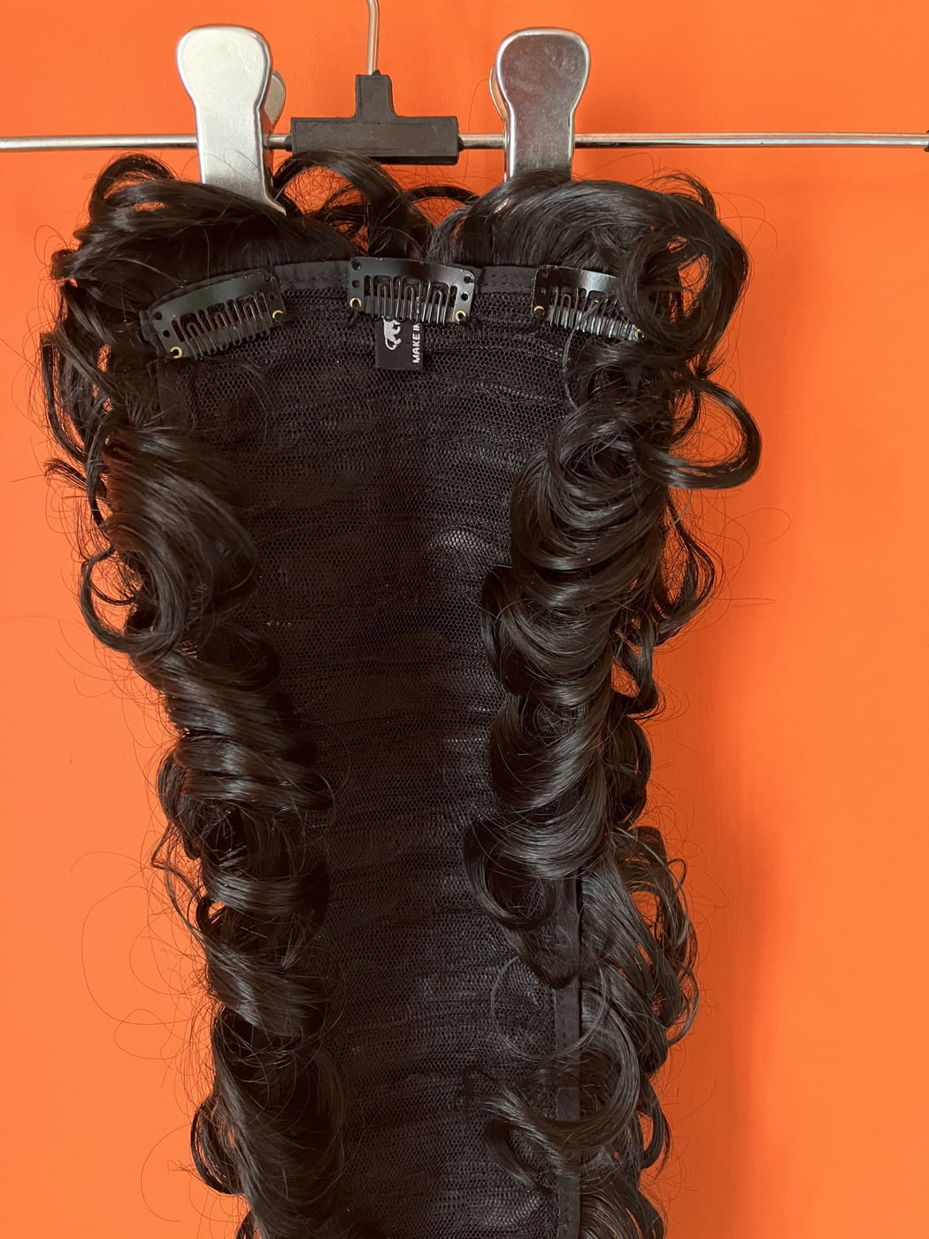 Ready to wear messy braid extension type 1